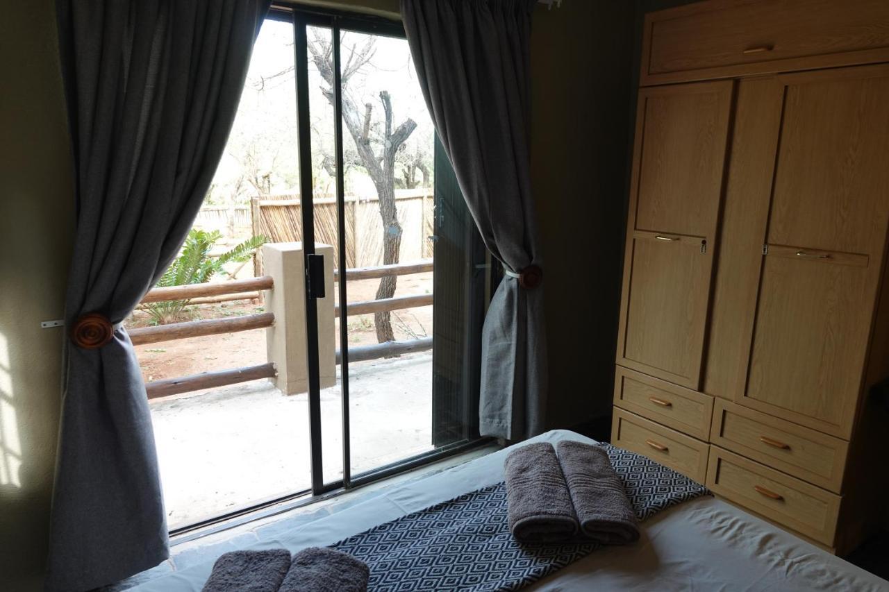 Marloth Park Hippo House Exterior foto