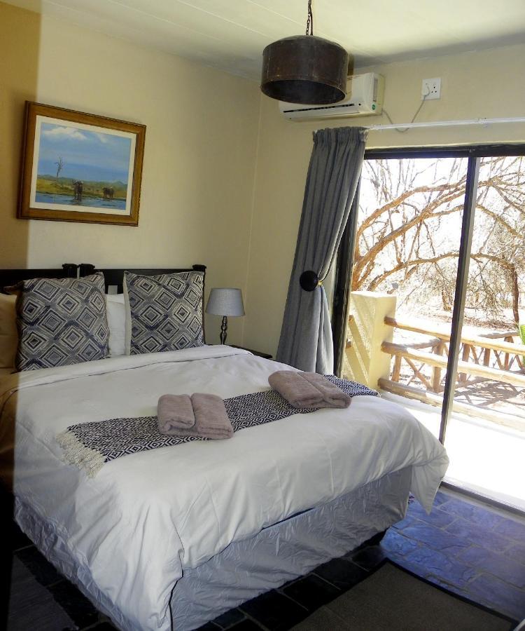 Marloth Park Hippo House Exterior foto
